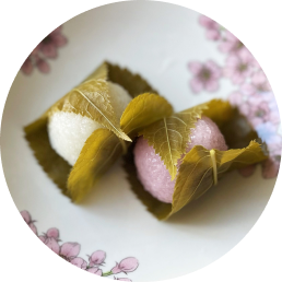 桜餅と梅一粒